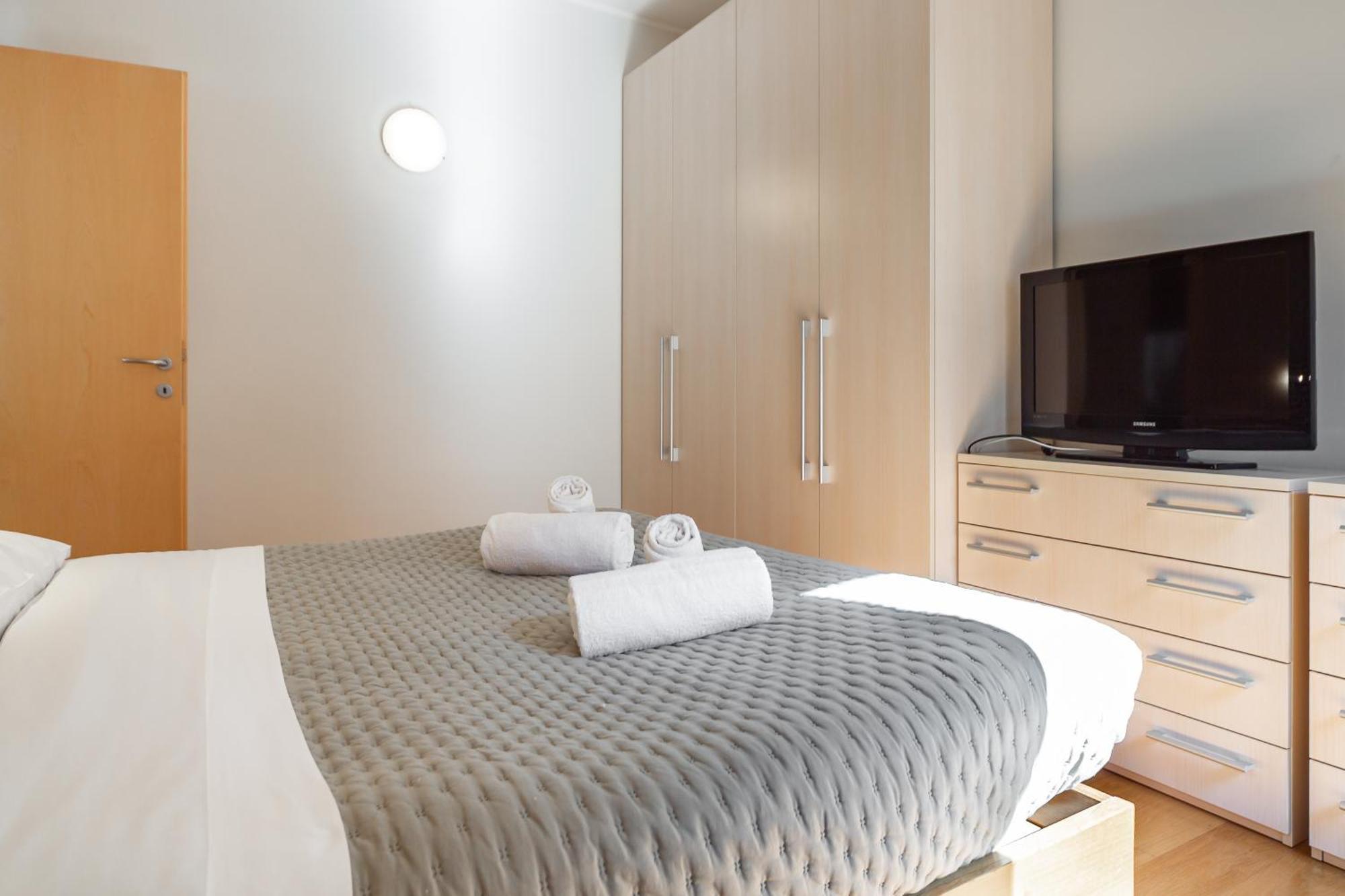 Apartment Youhosty - Arco Della Pace *