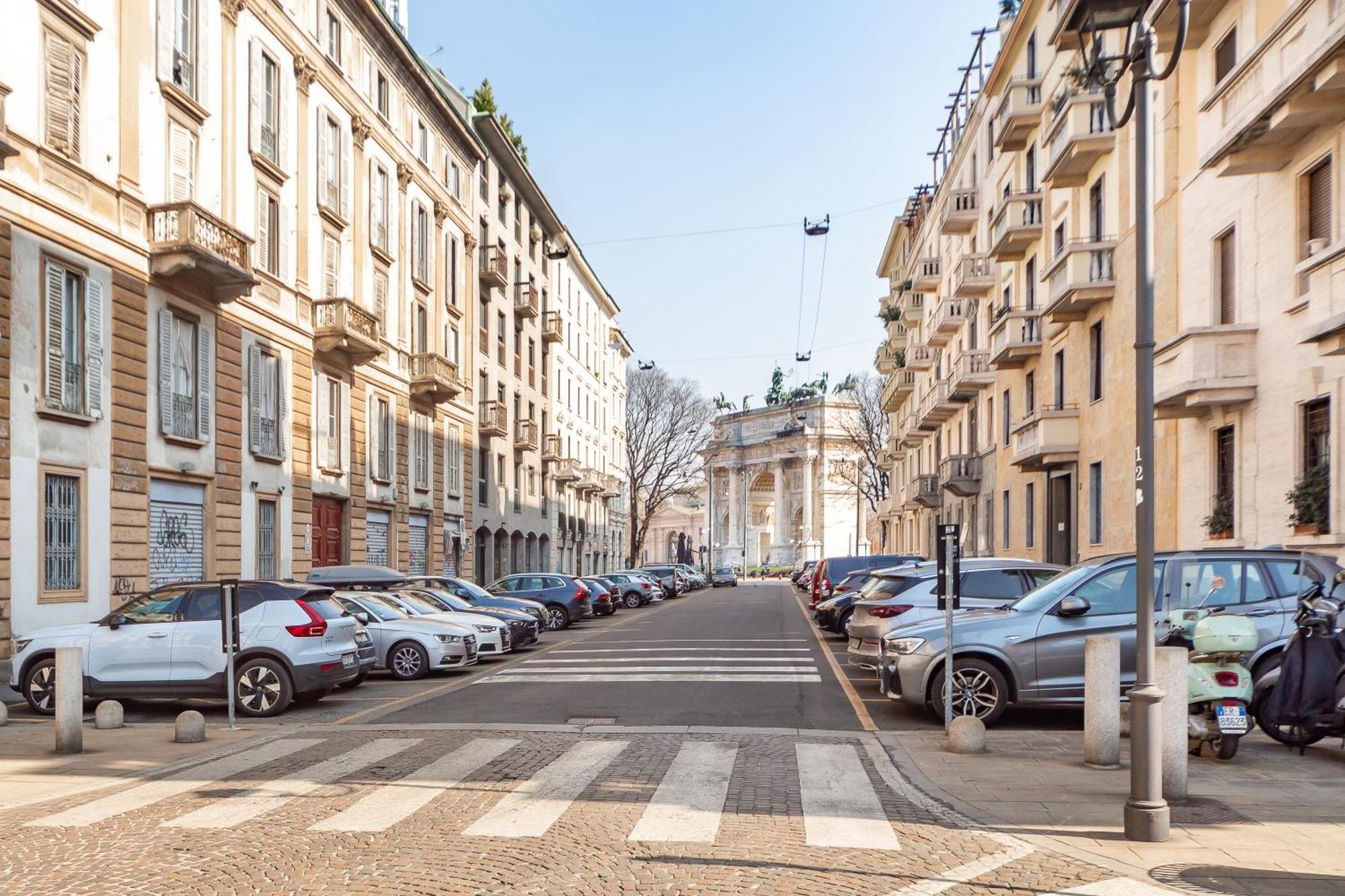 Youhosty - Arco Della Pace Apartment Mailand